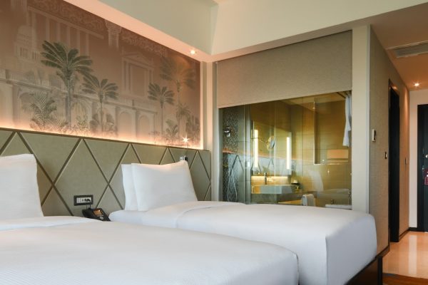 Twin Guestroom at Hilton Amman